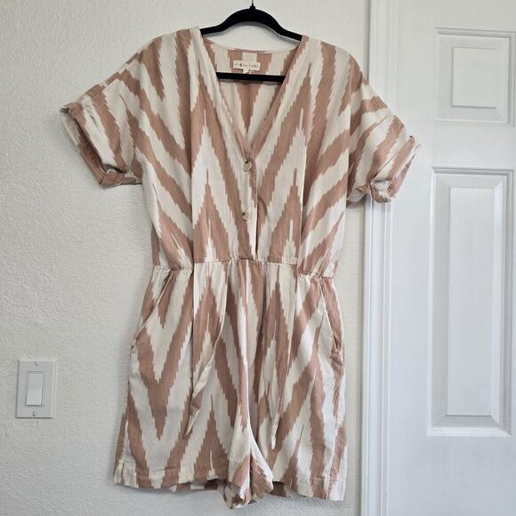 Lou & Grey Loft Chevron Romper V-neck Cotton Short Sleeve Pockets Women Size M - Picture 2 of 16